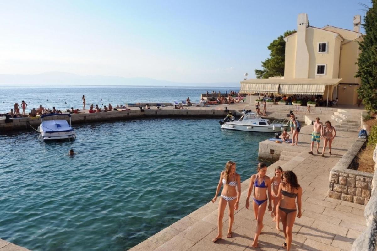 Apartman Tri Palme Gabonjin Quarto foto